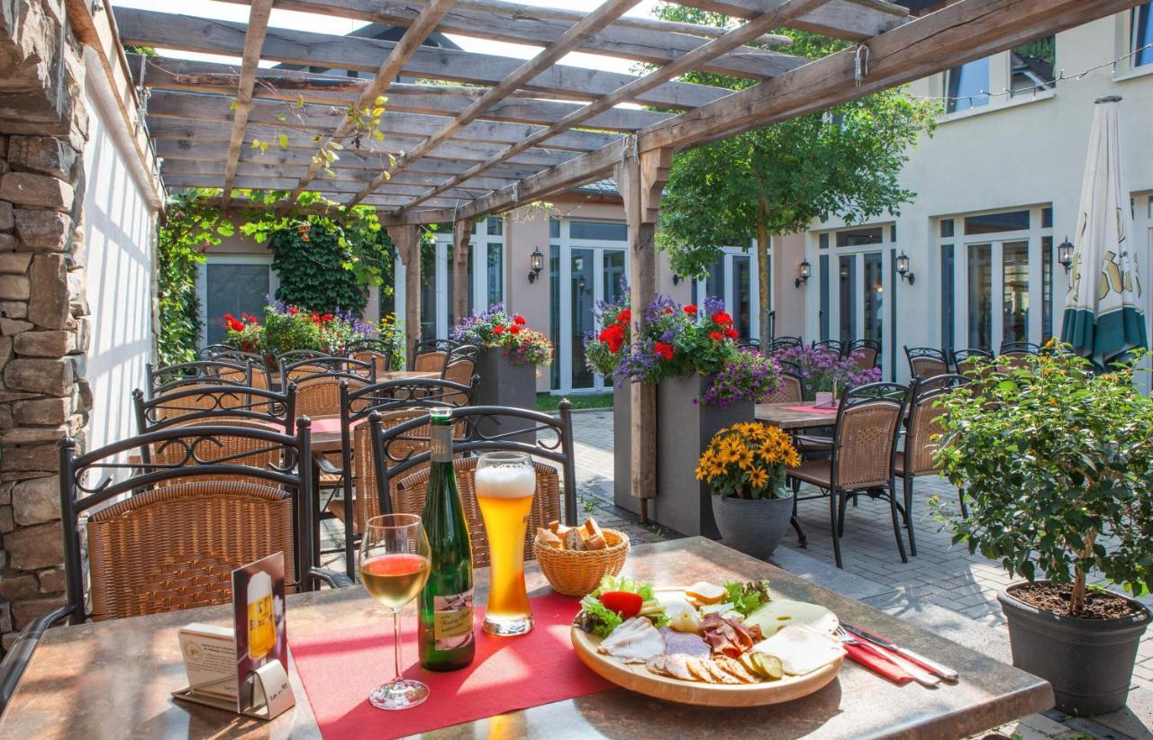 Landgasthof Winzerscheune Valwig Buitenkant foto
