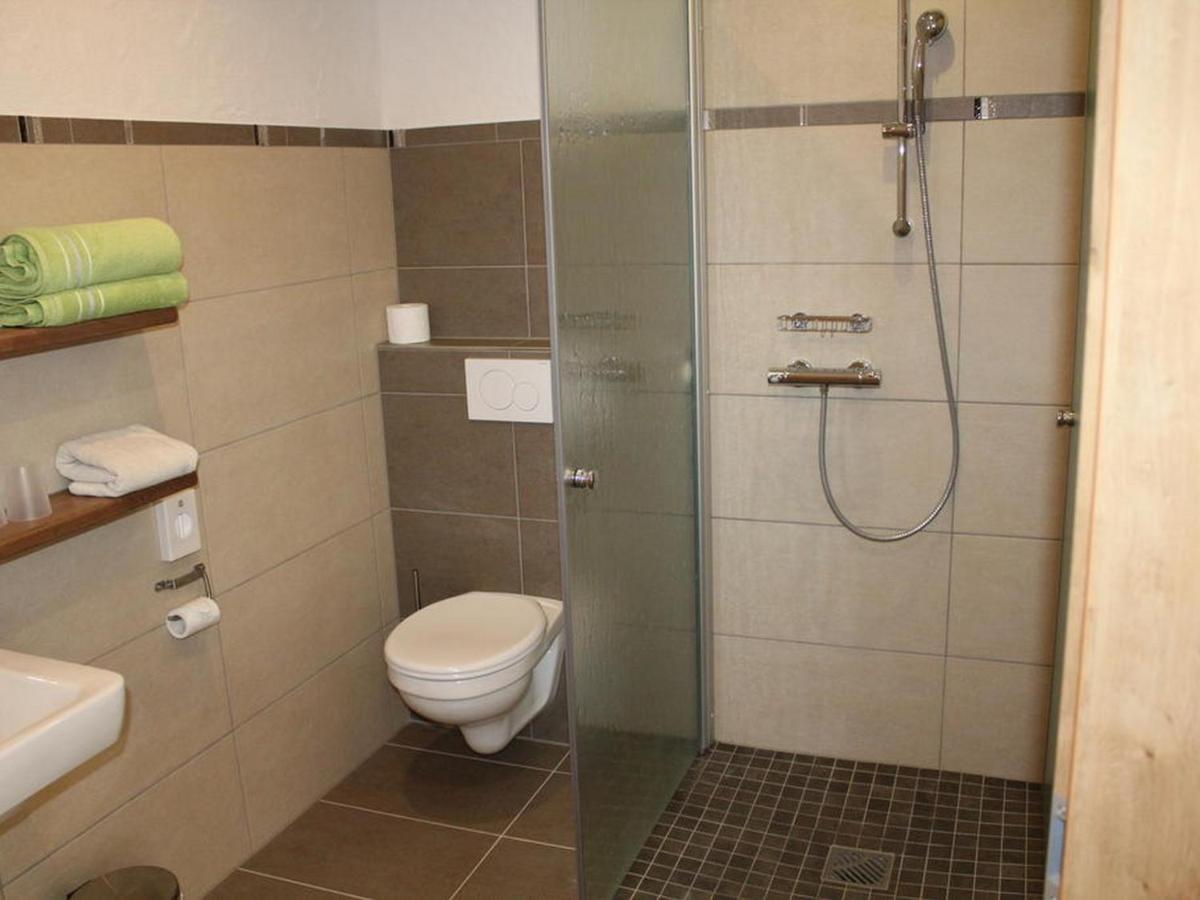 Landgasthof Winzerscheune Valwig Kamer foto